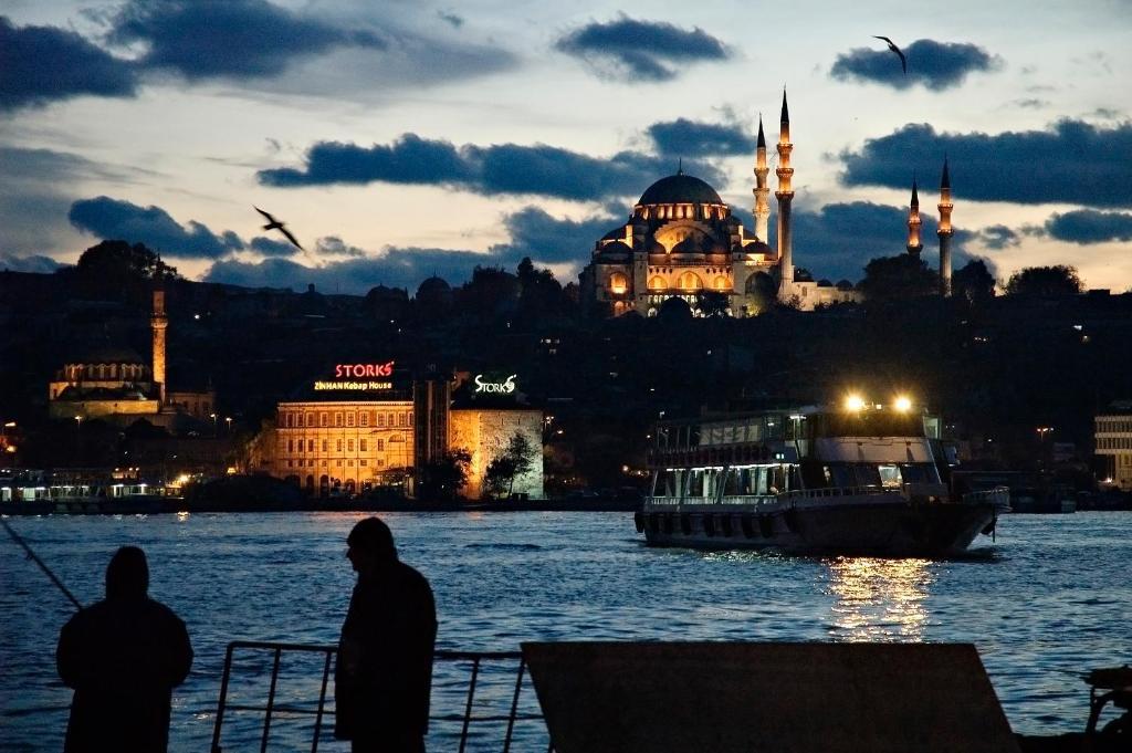 Taksim Hotel Istanbul Exterior photo